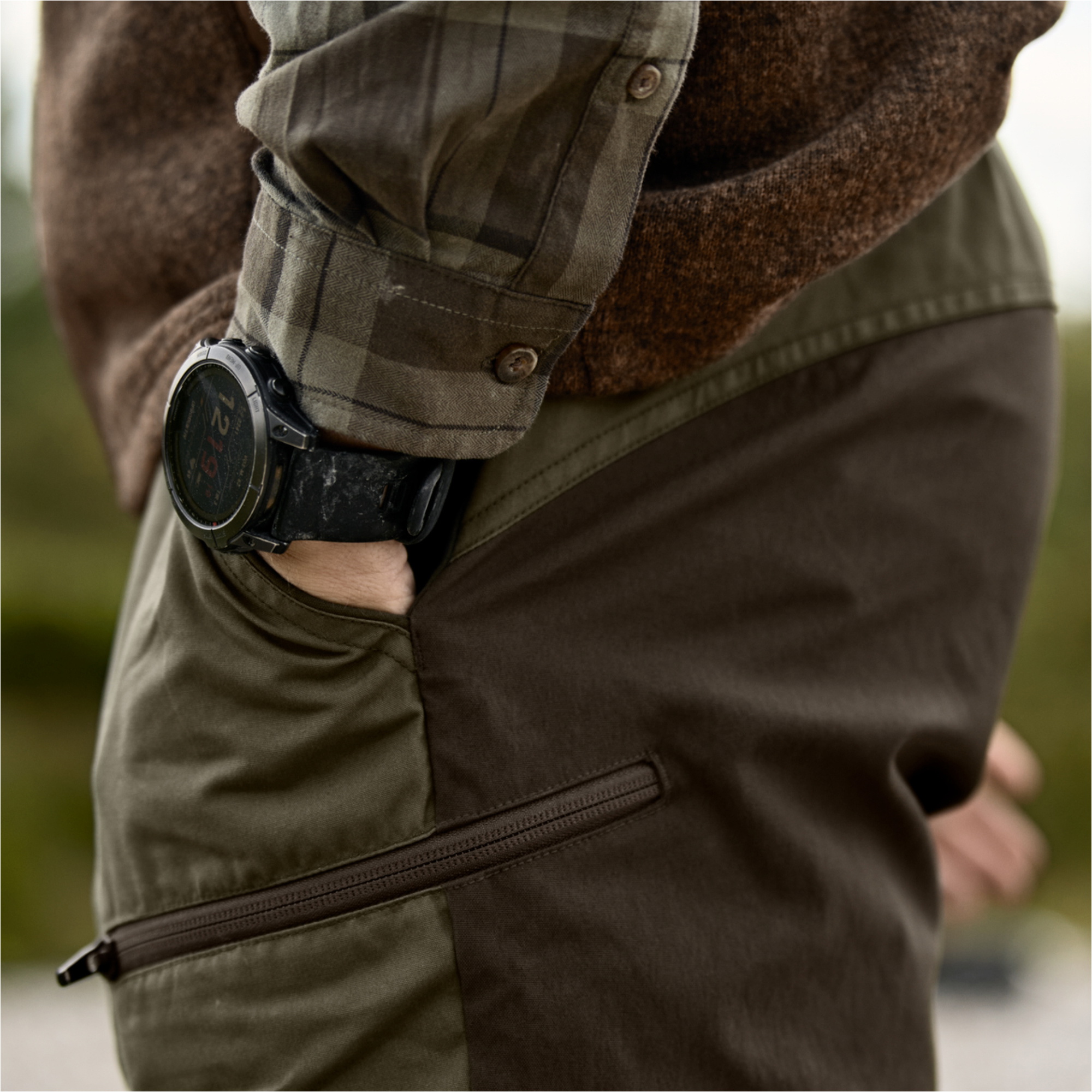 2026 Harkila Mens Harkila Fjell Trousers 10437 - Grape Leaf / Willow Green